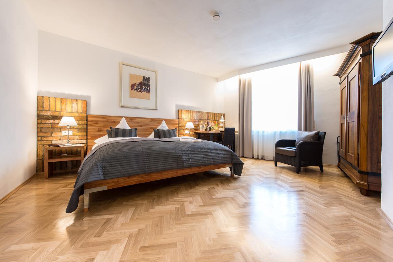 Hotel Goldener Engel Speyer Eksteriør billede